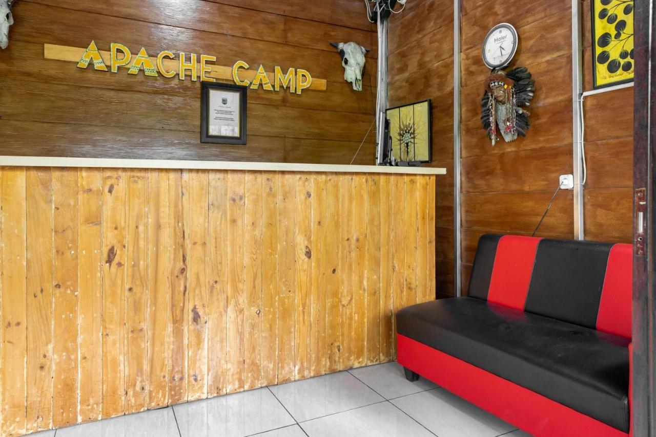 Hotel Reddoorz @ Apache Camp Batu  Esterno foto